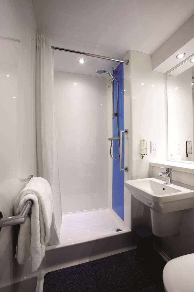 Travelodge Littlehampton Rustington Номер фото