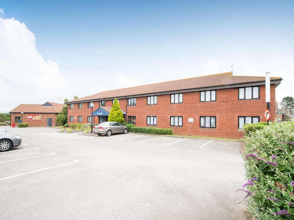Travelodge Littlehampton Rustington Екстер'єр фото